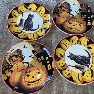 Mr Halloween Halloween themed plates- Last one
